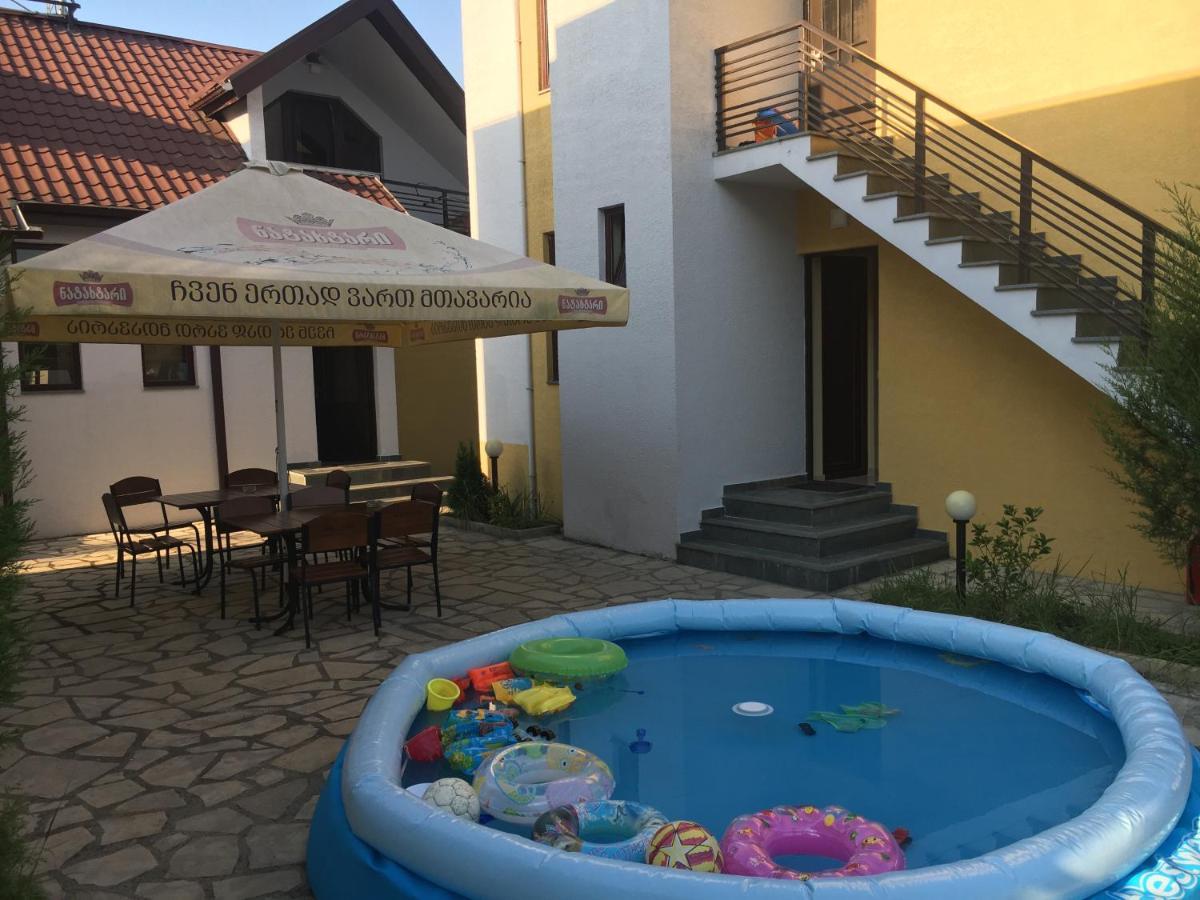 Aparthotel Family Ureki Exterior photo