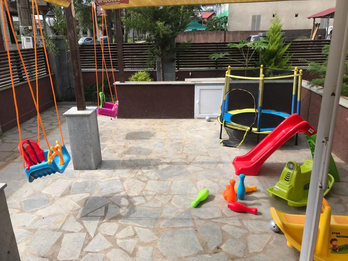 Aparthotel Family Ureki Exterior photo